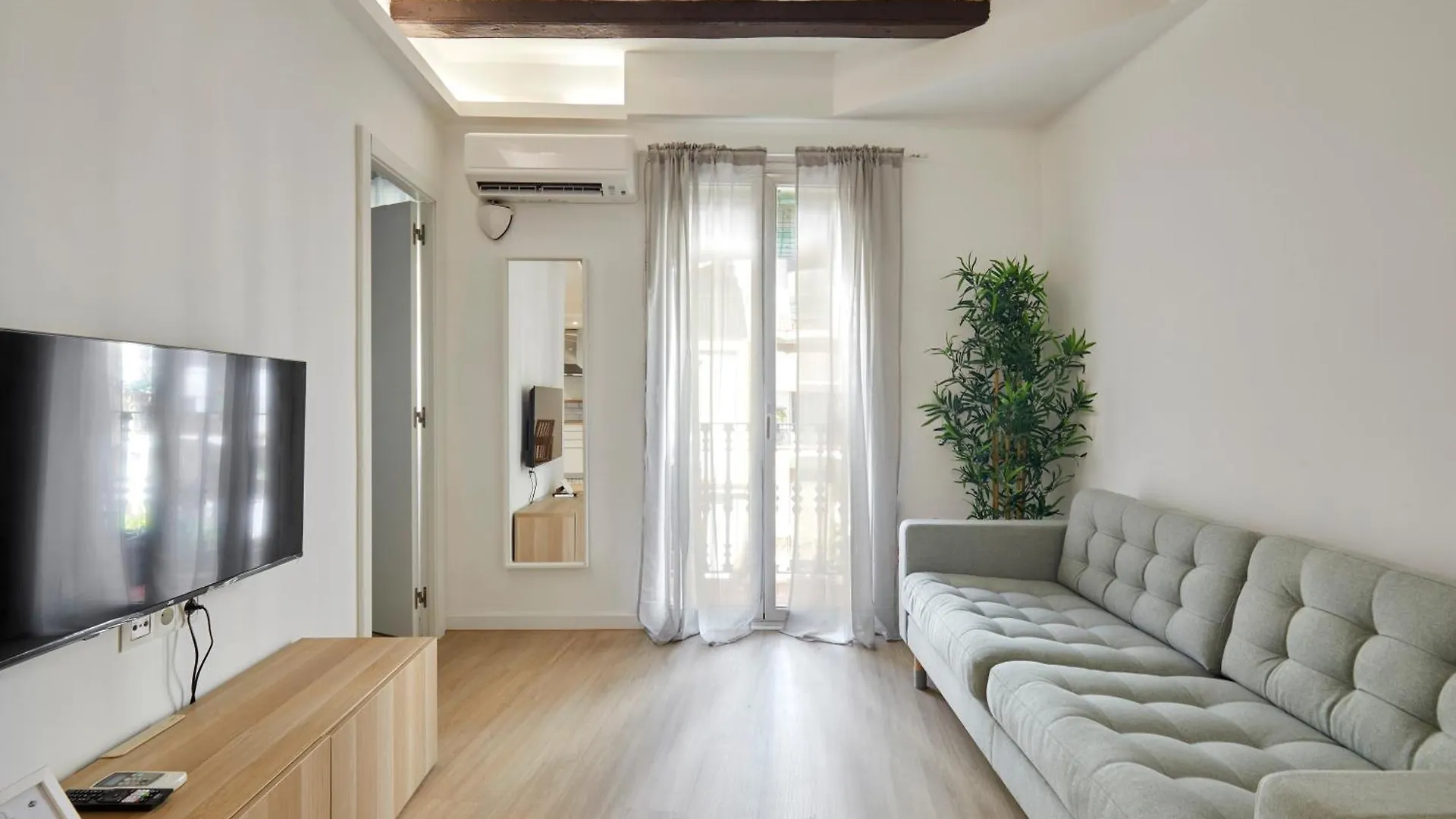 17 Nice Apartment Next To El Molino Barcelona 0*,  Spain